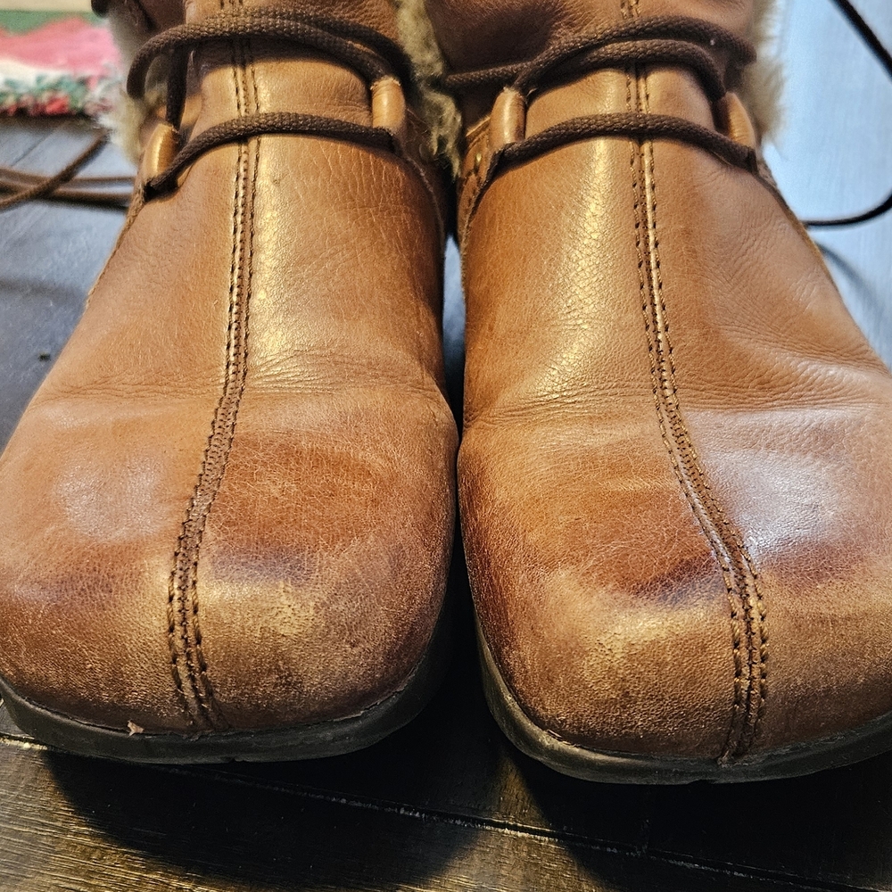 Earth Women's Tan Leather Winter Boots